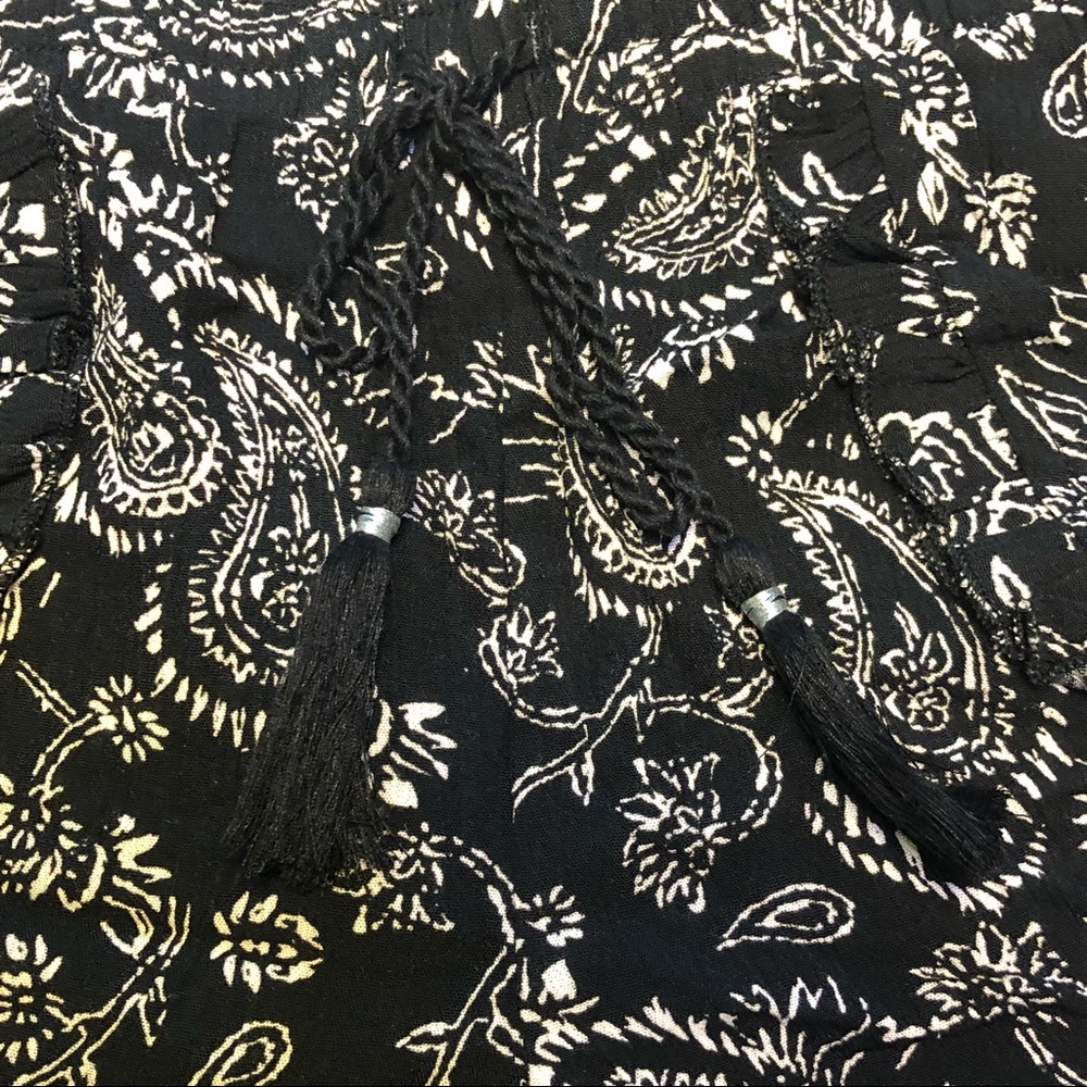 🧚🏽‍♀️3/$15 Mudd Paisley Soft Shorts